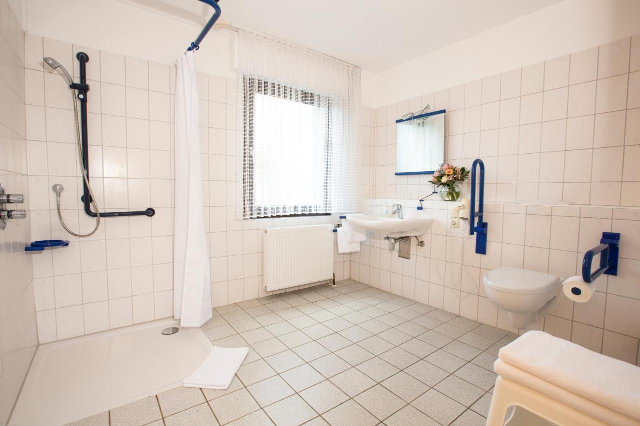 Hotel-Pension Haus Holtdirk Липщат Екстериор снимка